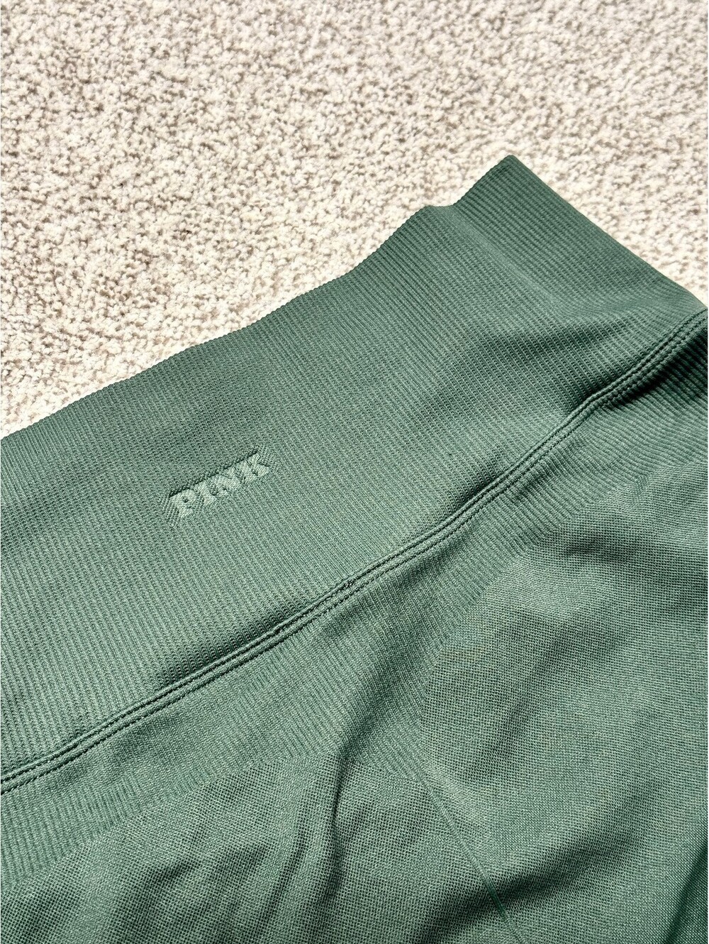 Victoria’s Secret PINK Green Seamless High Rise Leggings Medium 7/8